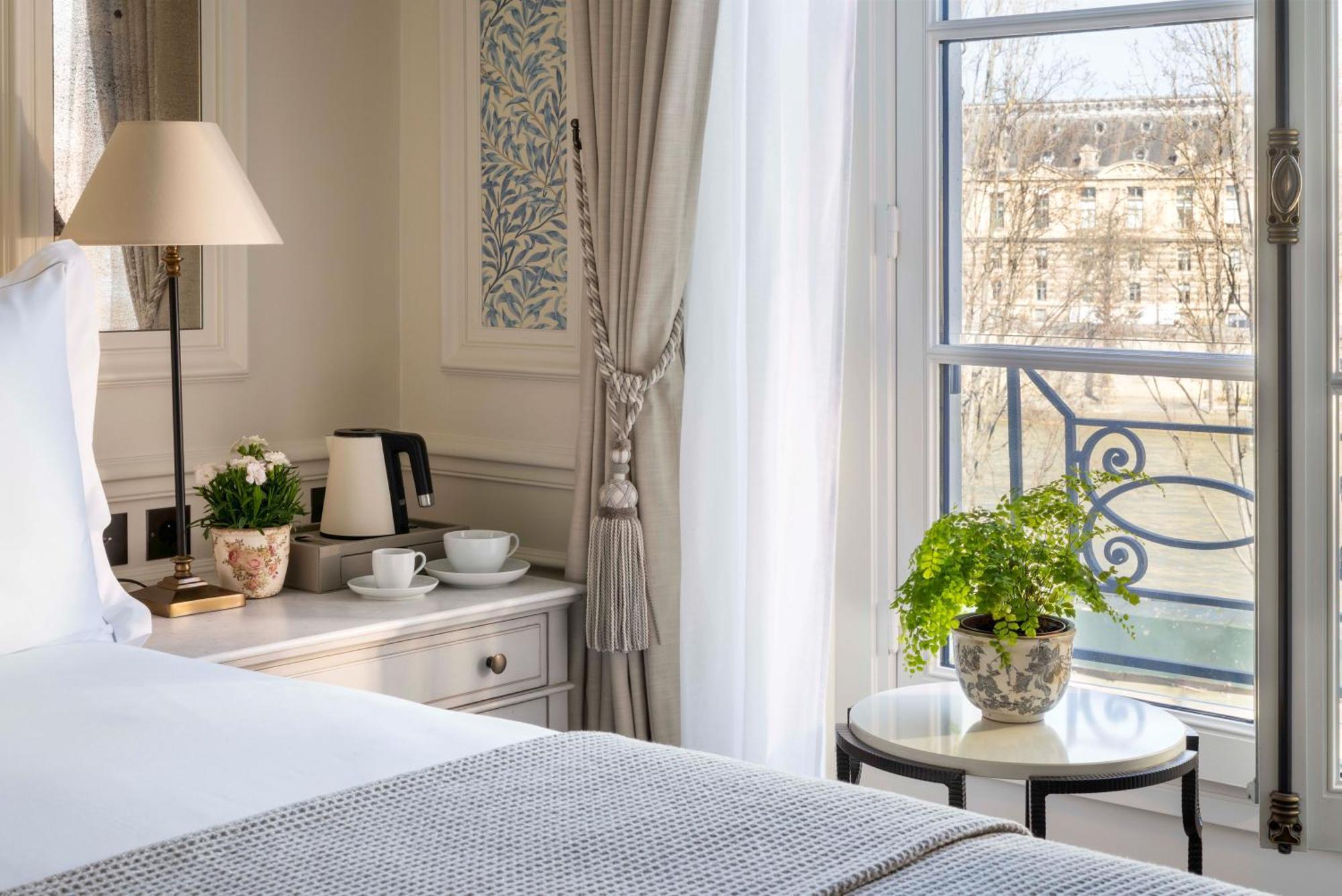 Hotel Du Quai Voltaire Paris Exterior foto
